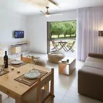 Apartamento G.living 365 *